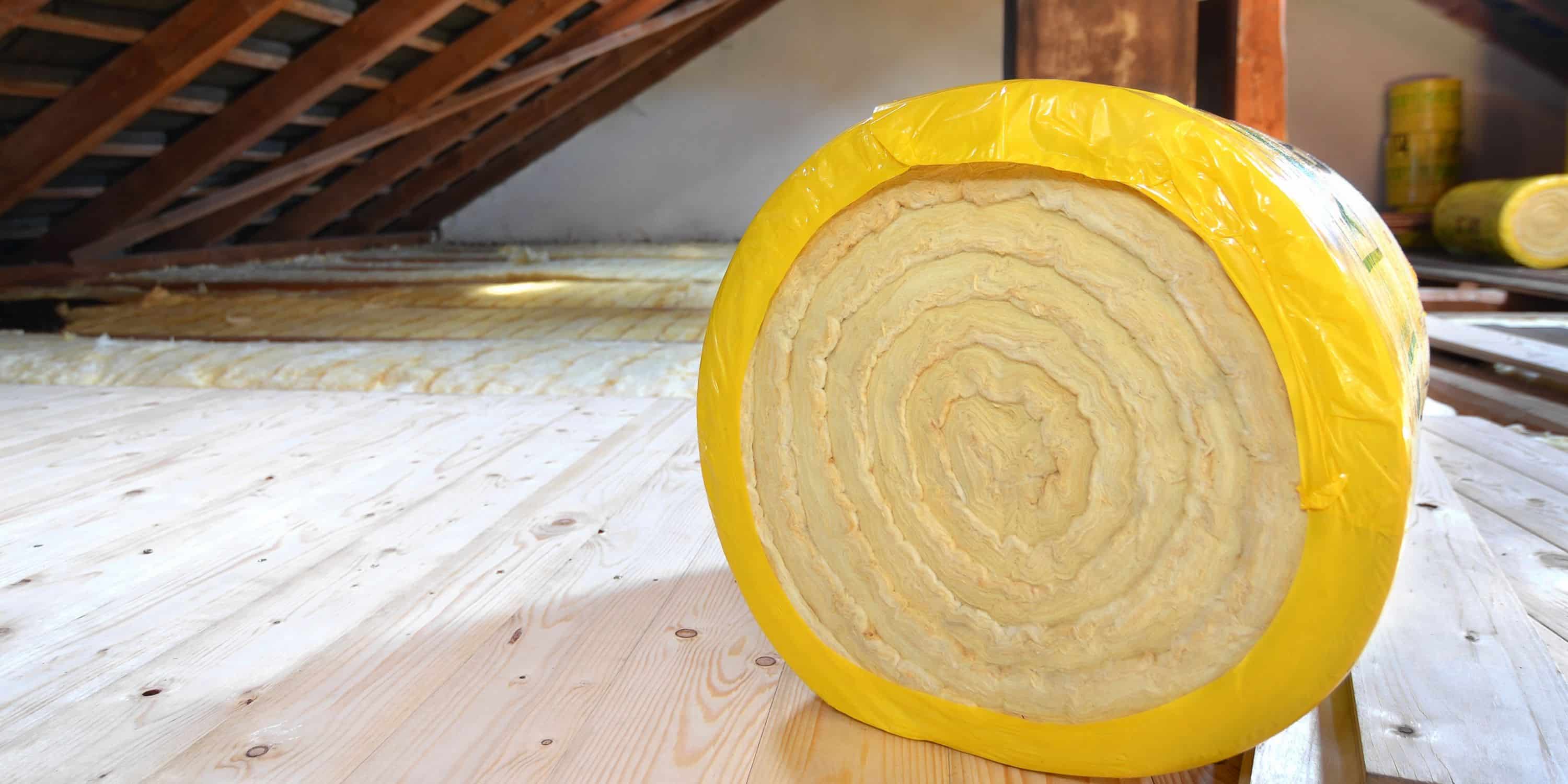 Glaswol isolatie dak plaatsen